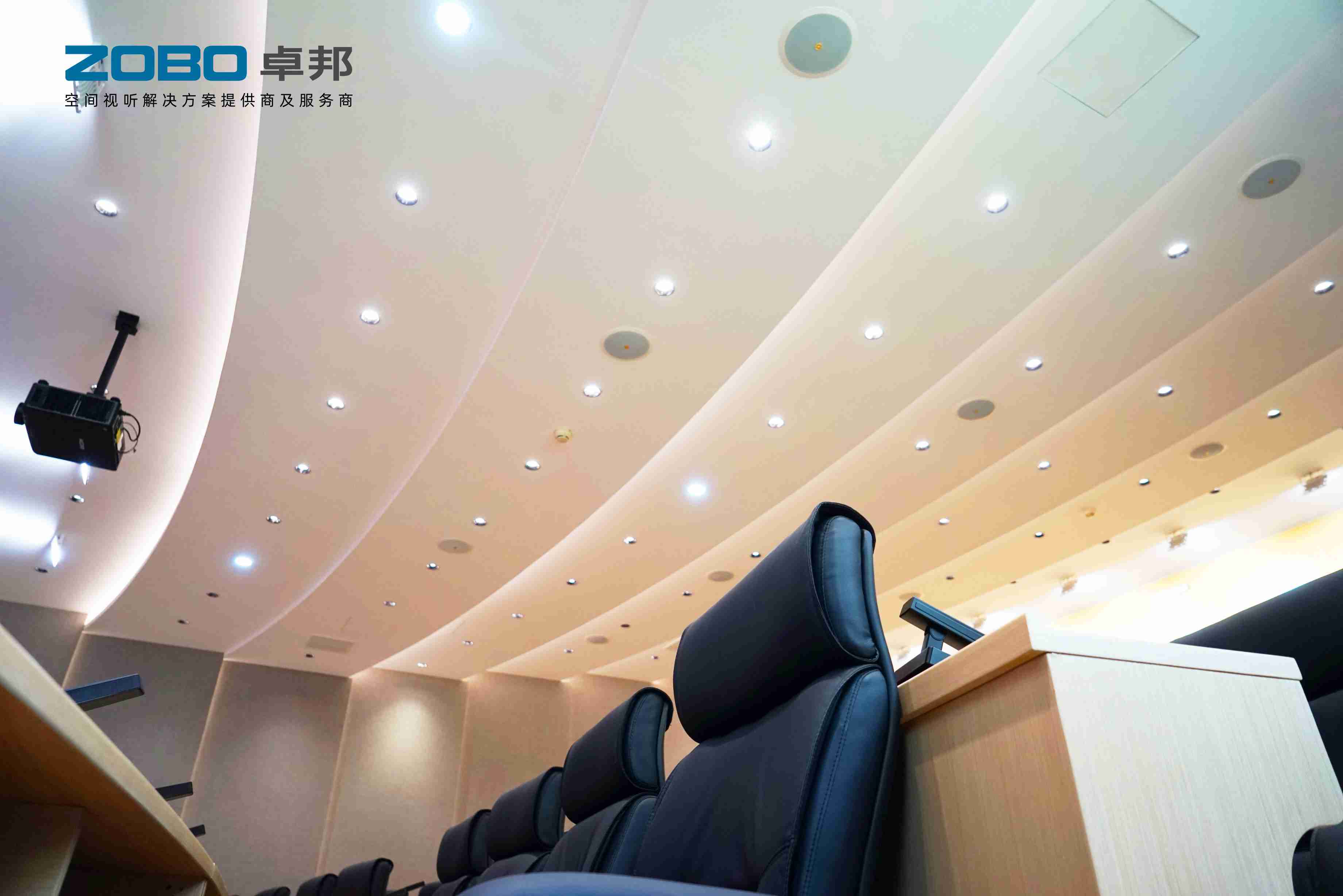 音响设备常用的几个混响调试参数